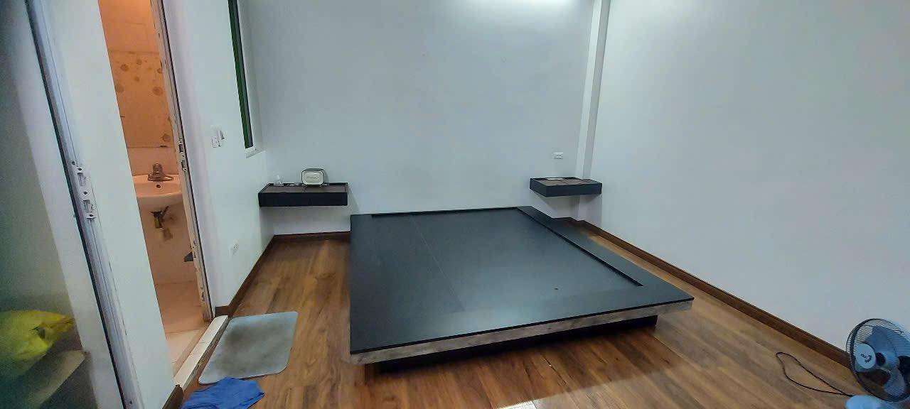 Cho thuê nhà Phố Trương Định, 5 tầng x 30m2, 3 ngủ, 12 Triệu - Ảnh 1